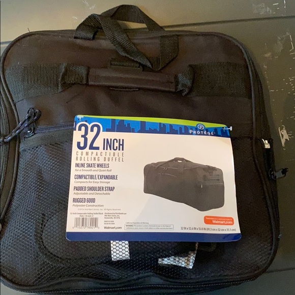 protege 32 compactible rolling duffel